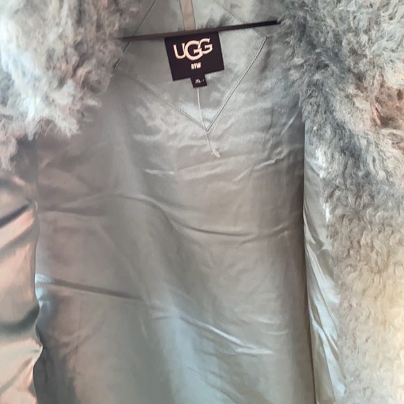 XL 🔖 UGG TAMMIE FAUX FUR VEST GREEN - Picture 10 of 11